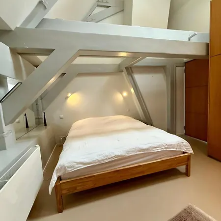 Two Bedrooms Penthouse Lägenhet *